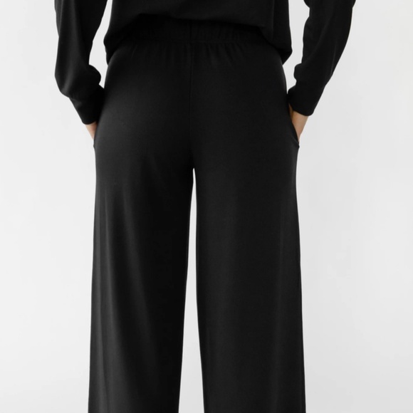 Women's Brushed Bamboo Wide Leg Pull-On Pant - Picture 2 of 4